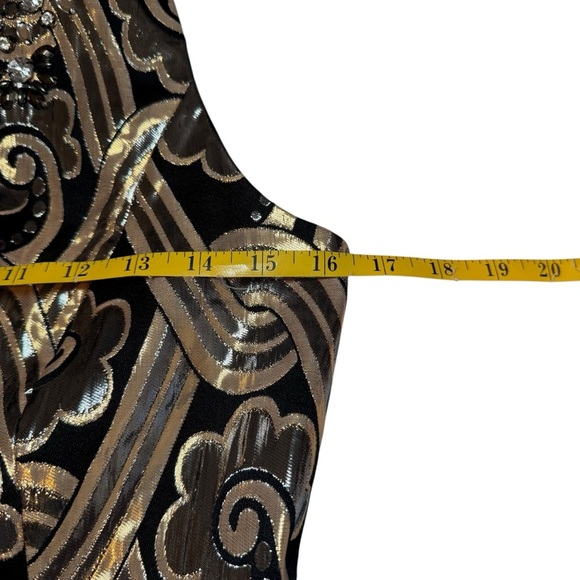 LILLY PULITZER Embellished Tropic Top Metallic Brocade Size 6 Rhinestones EUC - Picture 8 of 10